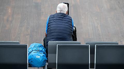 Passagiere am Flughafen München sind deutschlandweit am häufigsten von verspäteten Flügen betroffen. (Symbolbild)