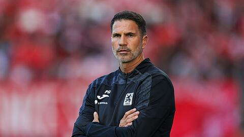 Unter Druck: 1860-Trainer Patrick Glöckner.