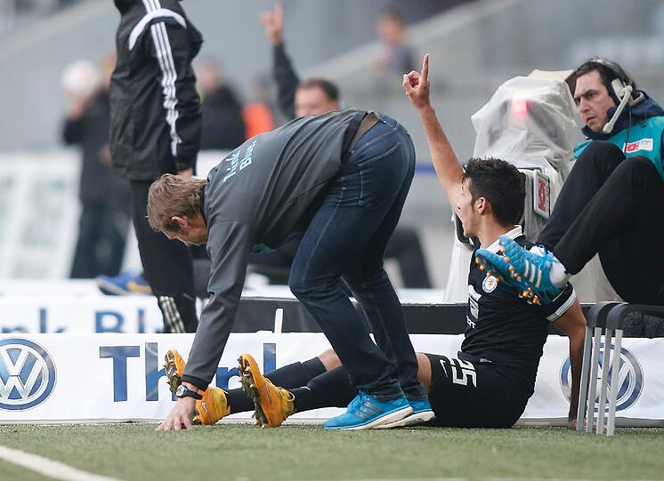 Die Bilder vom Spiel gegen Braunschweig