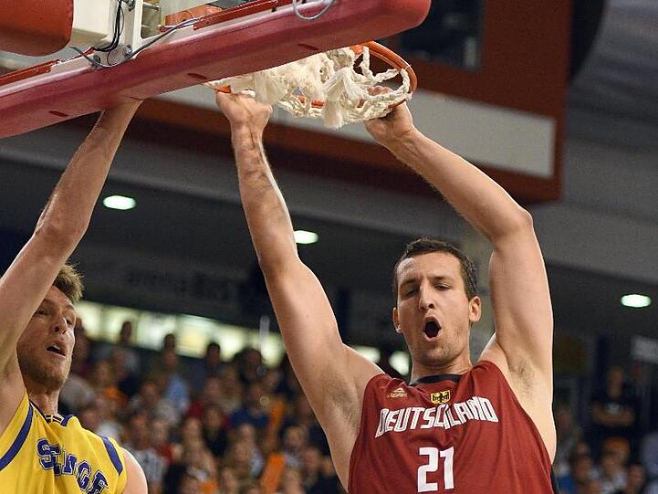 Paul Zipser (r) findet wieder zur Topform zurück.