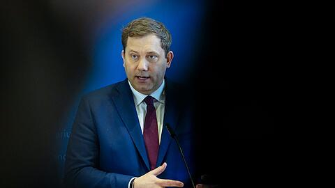 Bundesfinanzminister Lars Klingbeil: "Unsere Autobauer haben Nachholbedarf."