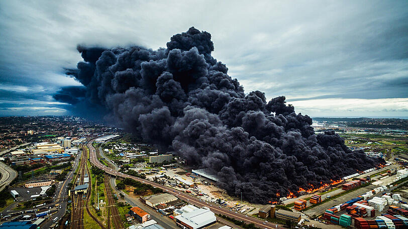 "Warehouse Fire" in der Kategorie Urban.