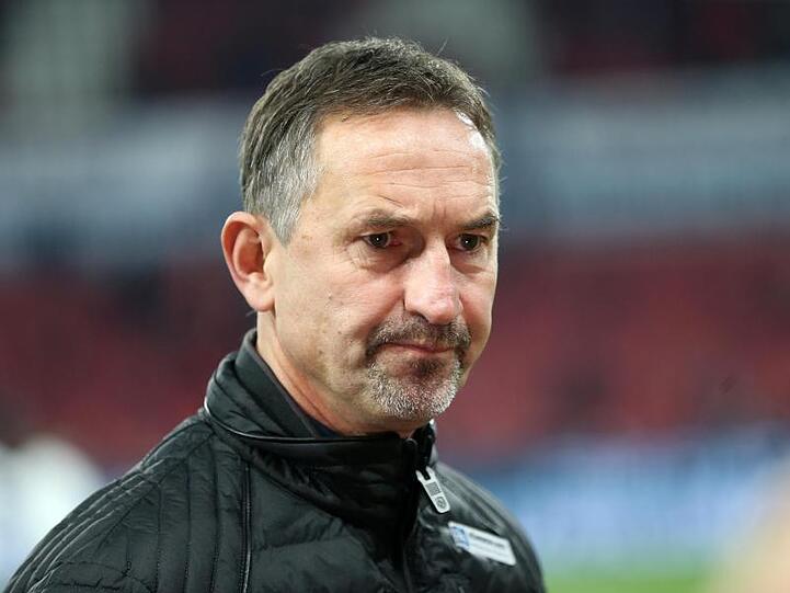 Der Mainzer Trainer Achim Beierlorzer. Foto: Thomas Frey/dpa/Archivbild