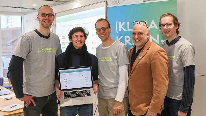 Sie gehören zu dem Machern des Klima-Wahl-O-Mats: (v.l.) Daniel Überall, Etienne Denk, Jürgen Müller, Kai Zosseder, Patrick Gruban.