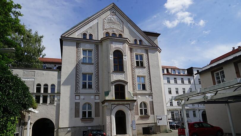 Repräsentativ: der neue Standort an der Nymphenburger Straße. Repräsentativ: der neue Standort an der Nymphenburger Straße.