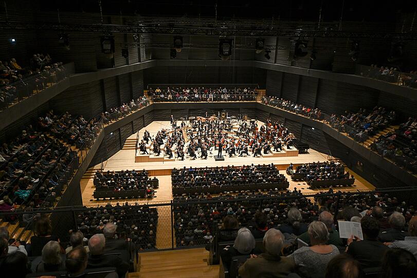 Die Münchner Philharmoniker in der Isarphilharmonie.