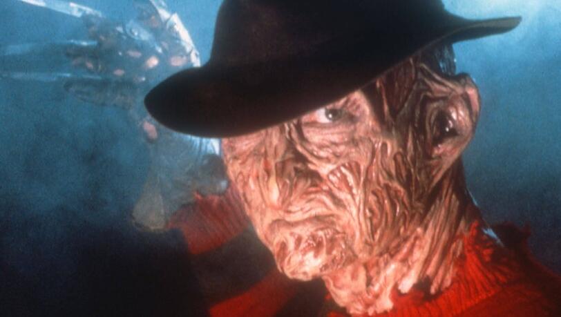 Robert Englund ist unter anderem dank seiner Darstellung von Freddy Krueger eine feste Größe des Horror-Genres. Robert Englund ist unter anderem dank seiner Darstellung von Freddy Krueger eine feste Größe des Horror-Genres.