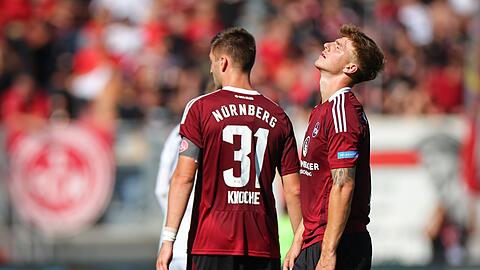 Frustrierte Nürnberger Profis, hier Robin Knoche (l) und Finn Jeltsch.