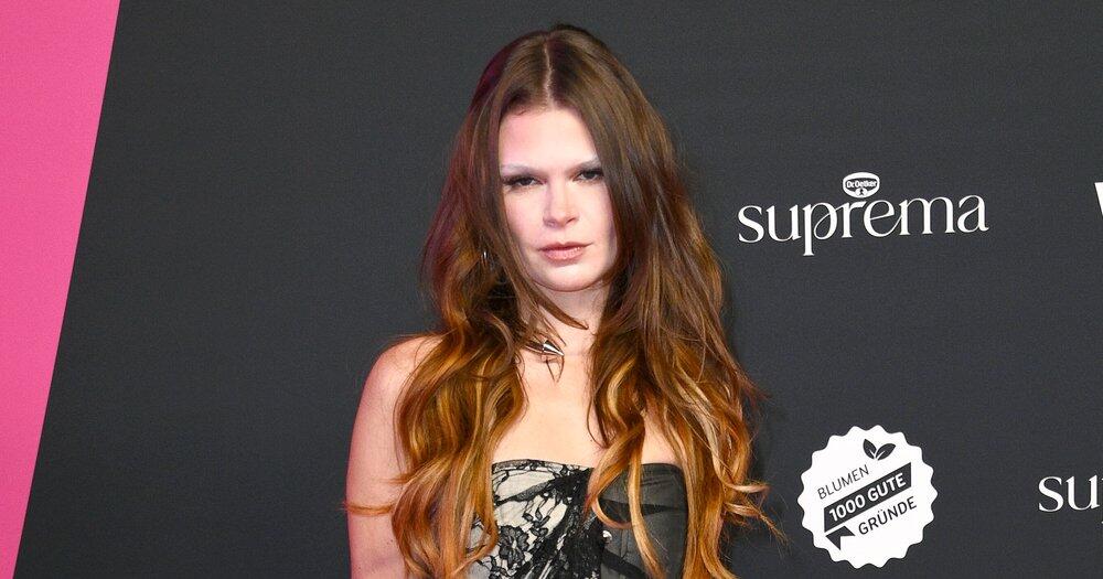 Ikkimel-Trauer-machte-aus-der-Neurowissenschaftlerin-eine-Rapperin