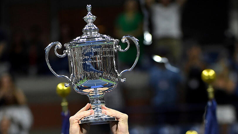 Um diese Trophäe geht es bei den US Open.