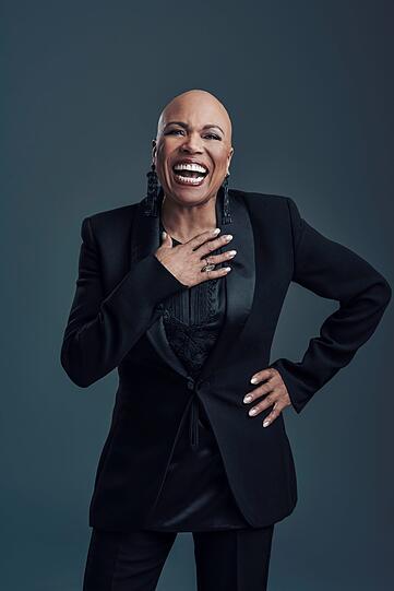Dee Dee Bridgewater gibt Einblicke in ihr Album &bdquo;J&rsquo;ai Deux Amours&ldquo;.