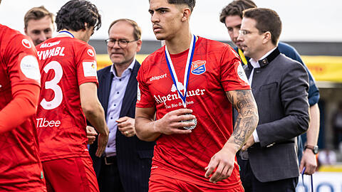 Nach der Niederlage im Finale des Toto-Pokals ist bei den Spielern der SpVgg Unterhaching (hier Fabio Torsiello) die Enttäuschung groß.