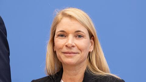 Trotz Gegenstimmen: Evelyn Palla ist vom Aufsichtsrat der Deutschen Bahn zur neuen Konzernchefin berufen worden.