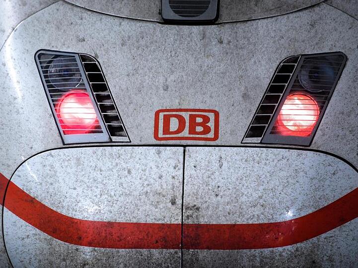 Ein ICE der Deutschen Bahn. Foto: Matthias Balk/Archiv