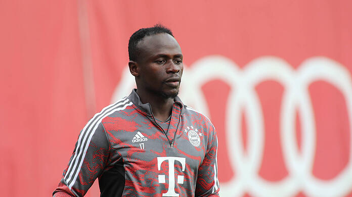 Sadio Mané hat das Lauftraining an der Säbener Straße aufgenommen.