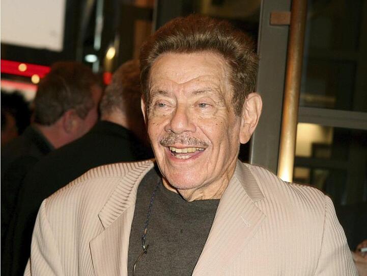 Jerry Stiller starb im Alter von 92 Jahren, wie sein Sohn Ben Stiller bekannt gab.