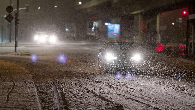 In Nordrhein-Westfalen und anderen Bundesländern wird für Donnerstag Neuschnee erwartet.