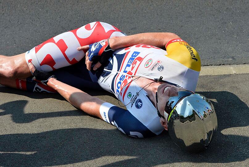 Marcel Siebert ist bei der 12. Etappe gestürzt und hat sich dabei am Knie verletzt.