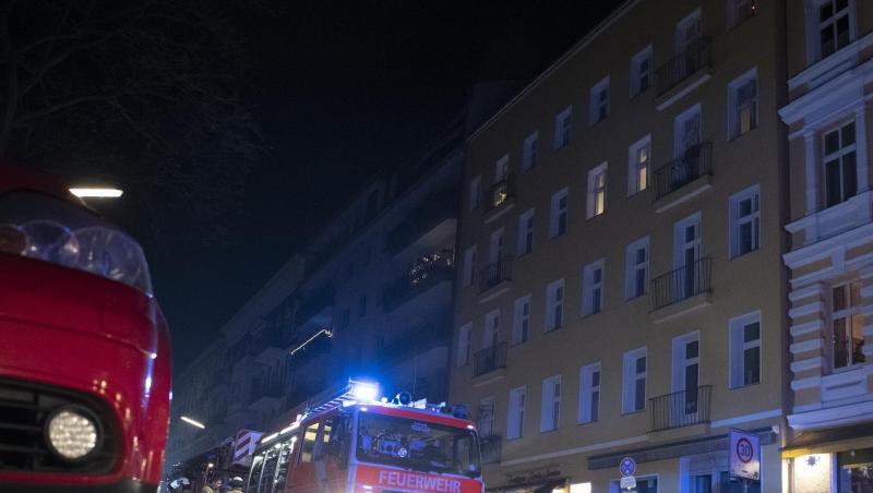 Feuerwehreinsatz in Berlin-Schöneberg. Feuerwehreinsatz in Berlin-Schöneberg.