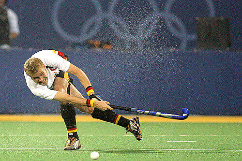 Hockey-Männer: Nach der verpassten Qualifikation der Hand-, Basket-, Fuß- und Wasserballer sind die Hockey-Männer die einzige Medaillenhoffnung in den Teamsportarten. Zehn der Olympiasieger von 2008 sind noch dabei &ndash; unter anderem die Münchner Brüder Christopher und Philipp Zeller sowie Torhüter Max Weinhold.