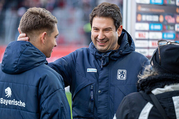Lobte seinen Spielmacher Julian Guttau auch noch Tage nach dem Sieg gegen Rot-Weiss Essen: Trainer Argirios Giannikis. Lobte seinen Spielmacher Julian Guttau auch noch Tage nach dem Sieg gegen Rot-Weiss Essen: Trainer Argirios Giannikis.