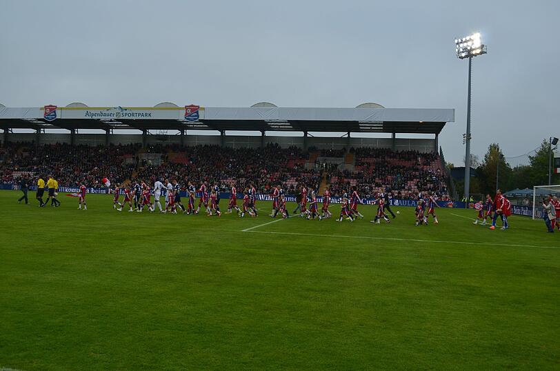 Die Bilder vom Spiel der Bayern gegen die Paulaner Traumelf in Unterhaching
