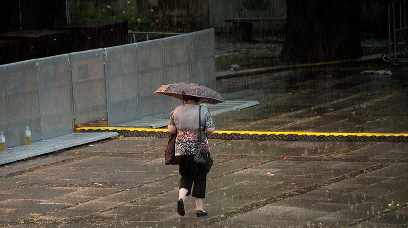 Unwetter, Gewitter, Sturm und Hagel über Deutschland: Die Bilder vom Hitze-Gewitter in der Nacht zum Freitag