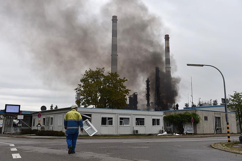 Auf dem Raffineriegelände in der Nähe von Ingolstadt hat sich in der Nacht eine Explosion ereignet.
