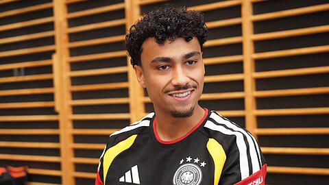 Geht in seiner erste WM: Nathaniel Brown, der 22-j&auml;hrige Linksverteidiger von Eintracht Frankfurt.