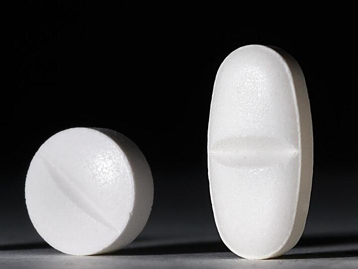 In Apotheken werden Paracetamol und Ibuprofen weitgehend ohne Rezept verkauft.