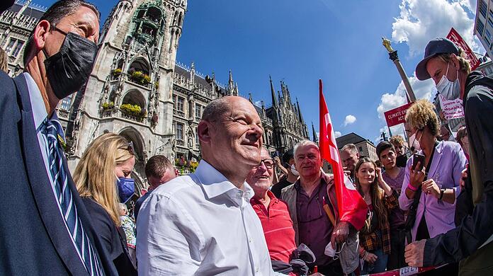 Olaf Scholz bei seinem Wahlkampf-Auftritt vor der Bundestagswahl 2021 auf dem Marienplatz.
