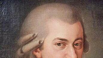 Auch Werke von W.A. Mozart werden im ASZ Moosach gespielt. Auch Werke von W.A. Mozart werden im ASZ Moosach gespielt.