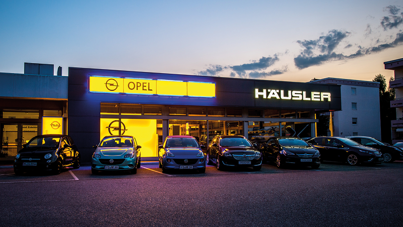 In Freising bietet Häusler seinen Kunden neben Neufahrzeugen von Opel, Fiat und Fiat Professional mit dem Bosch Car Service auch markenübergreifende Werkstattleistungen an.