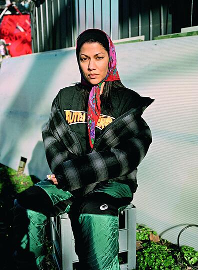 F&uuml;r den wunderbare modernen, aber nie Jungendlichkeit heischenden Text verantwortlich: Sophia Al-Maria