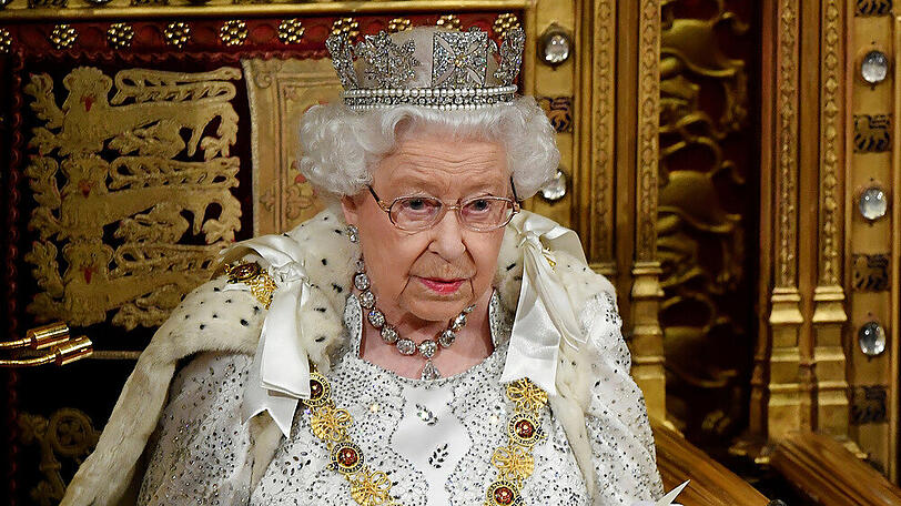 Queen Elizabeth II. bei der Parlamentseröffnung