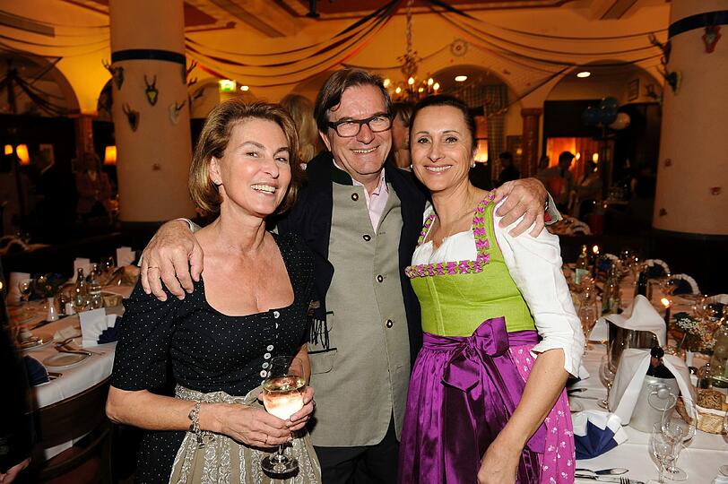 Medienunternehmer Thomas Haffa mit Gabriele Haffa, Sybille Mang