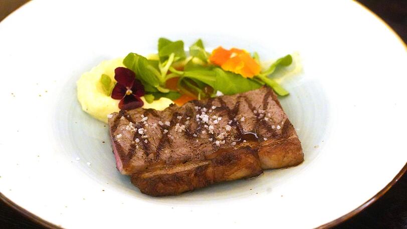 4. Gang: Roast Beef mit Ssam-jang.