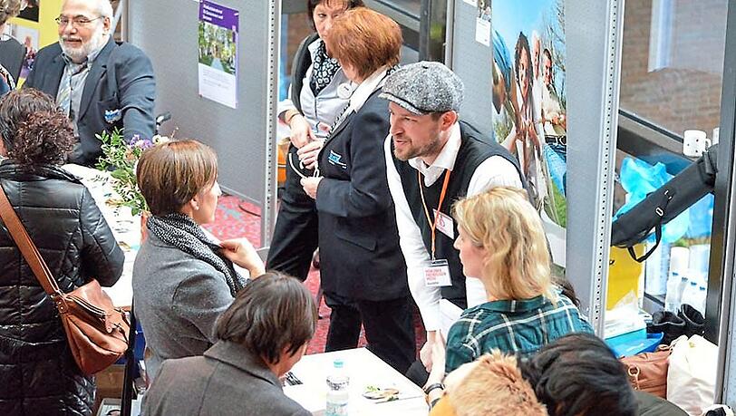 Informieren und engagieren auf der Freiwilligen-Messe. Informieren und engagieren auf der Freiwilligen-Messe.