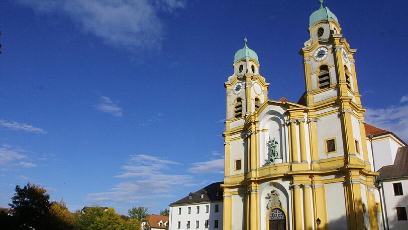 Die St.Michaels Kirche in Berg am Laim Die St.Michaels Kirche in Berg am Laim