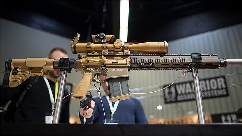 Ein Präzisionsgewehr (G28) der Bundeswehr des deutschen Waffen-Herstellers Heckler und Koch