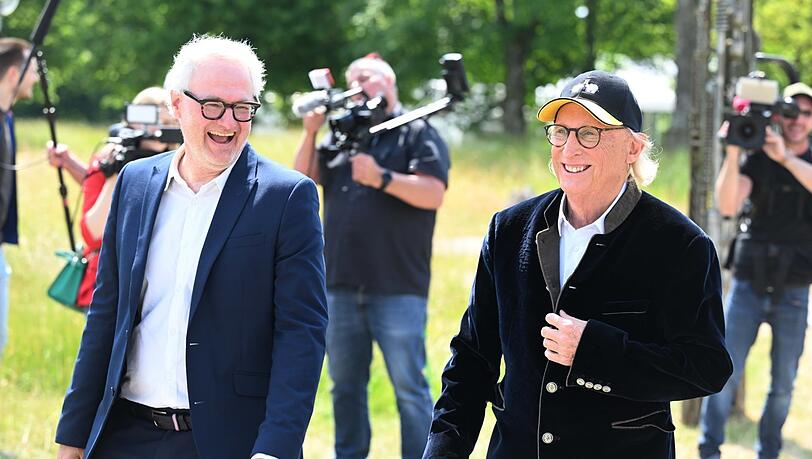 Daniel Schreiber hatte Otto Waalkes im Juni 2023 nach Bernried geholt. Da war die Welt noch in Ordnung. Daniel Schreiber hatte Otto Waalkes im Juni 2023 nach Bernried geholt. Da war die Welt noch in Ordnung.