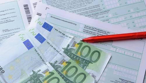 Die SPD verspricht einen Bonus für Steuermuffel. Die SPD verspricht einen Bonus für Steuermuffel.