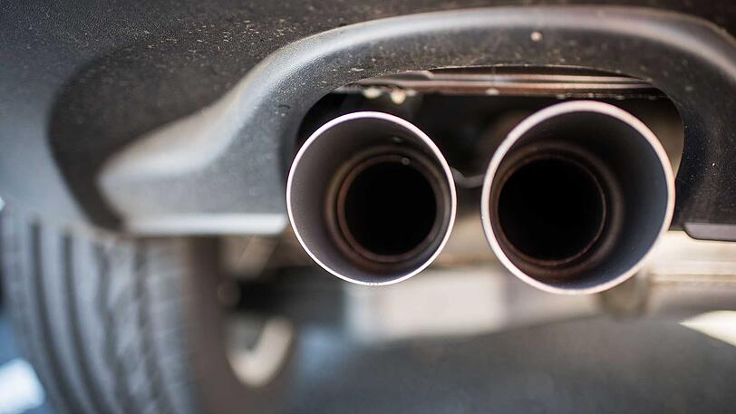 Haben die Autohersteller neben Affen auch Menschen gezielt ihre Abgase im Labor einatmen lassen?