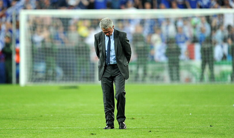 Die Einsamkeit des Trainers nach dem Final-K.o.: Jupp Heynckes.