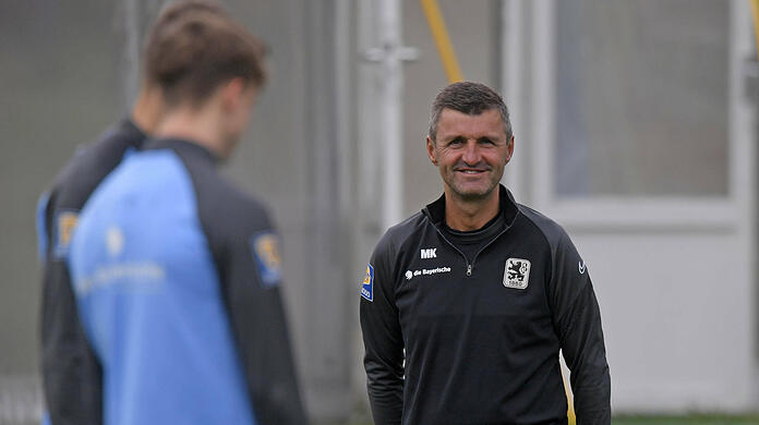 Löwen-Trainer Michael Köllner will mit seiner Mannschaft in dieser Saison aufsteigen.
