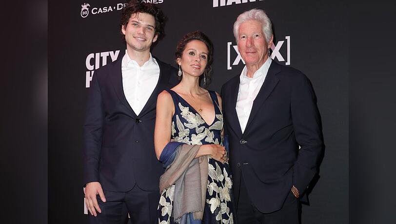 Richard Gere (r.) mit seinem Sohn Homer und seiner Ehefrau Alejandra.