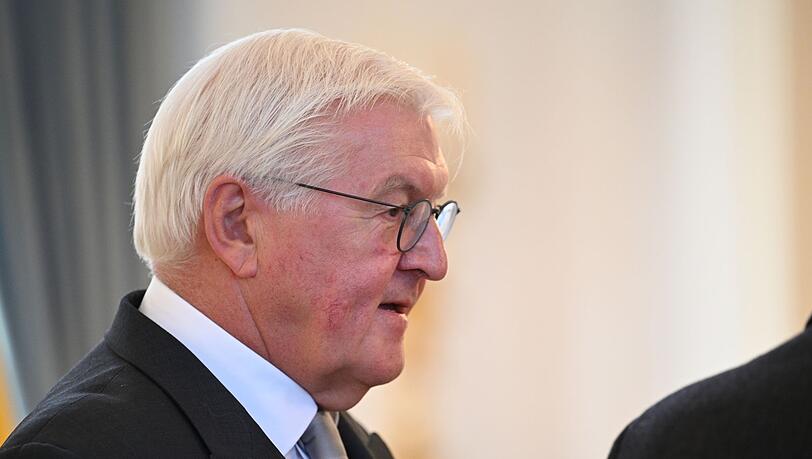 Steinmeier betrachtet das vorgeschlagene Losverfahren mit mit Skepsis. (Archivbild)