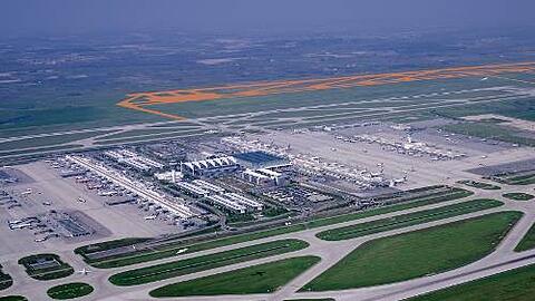 Eine Computersimulation der dritten Startbahn am Münchner Flughafen.