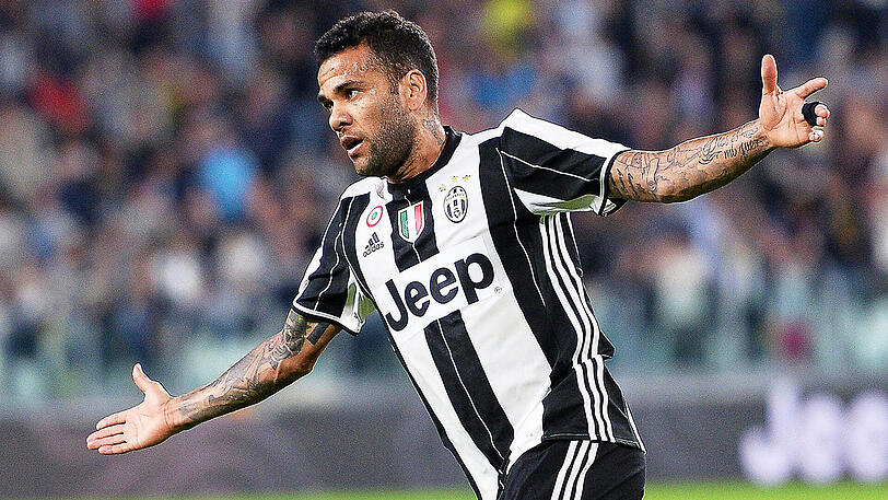 Wird jetzt mit Manchester City in Verbindung gebracht: Dani Alves.