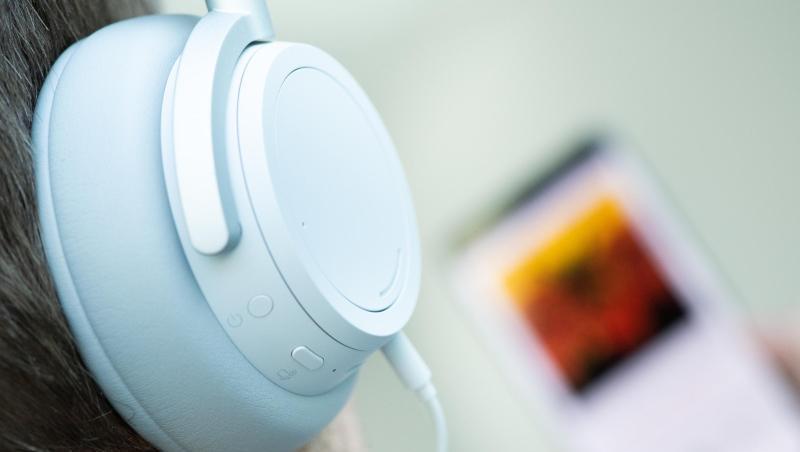 Podcasts hören ist schwer angesagt. Podcasts hören ist schwer angesagt.